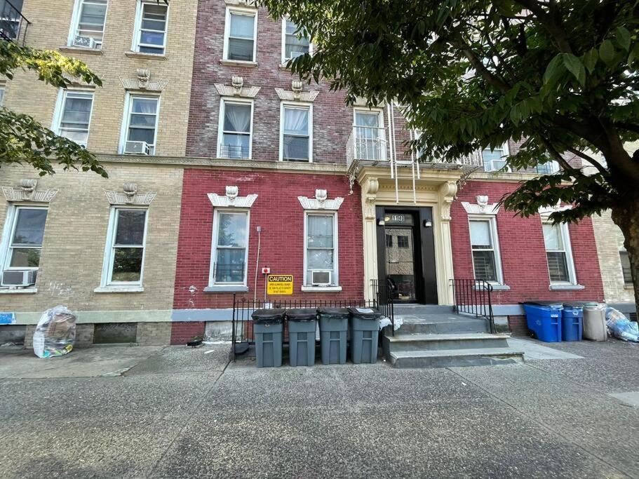 Elegant Nyc Apt 2Bedrooms 14 Minutes To Times Square! Weehawken Esterno foto